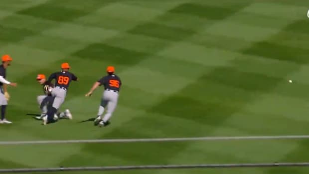Tampa Bay Rays Hitter Hit the Funniest Inside-the-Park Home Run in Spring Training Game